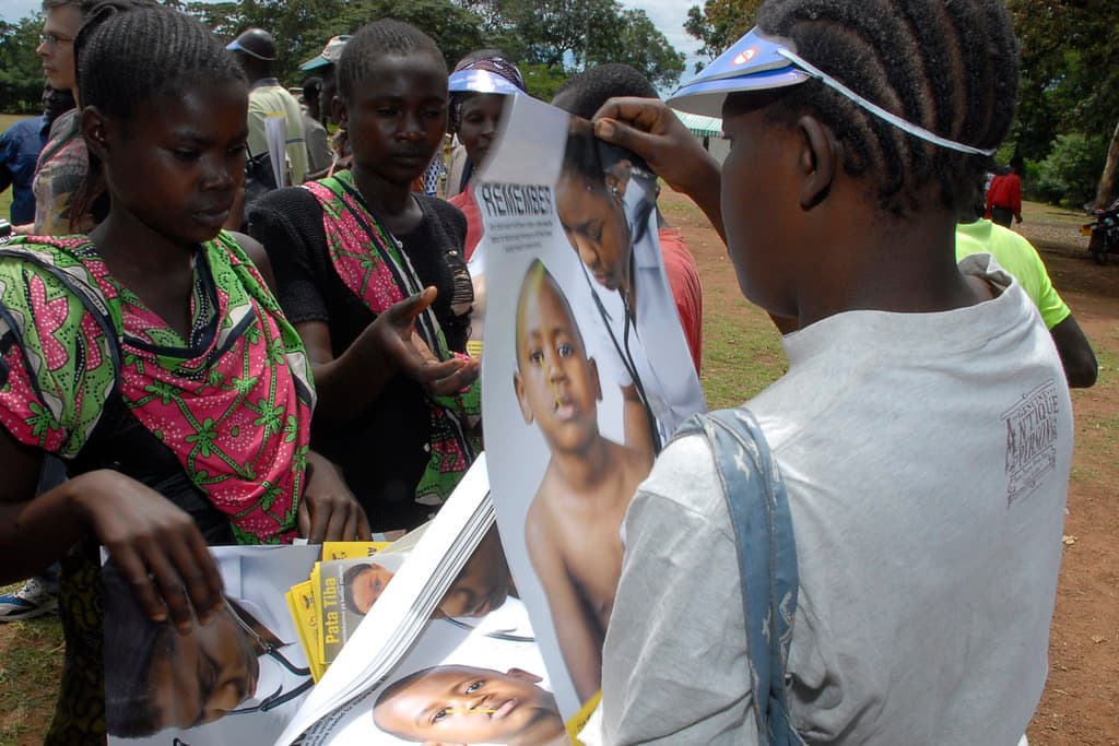 U.S. Army medical researchers take part in World Malaria Day 2010, Kisumu, Kenya April 25, 2010, photo d’illustration